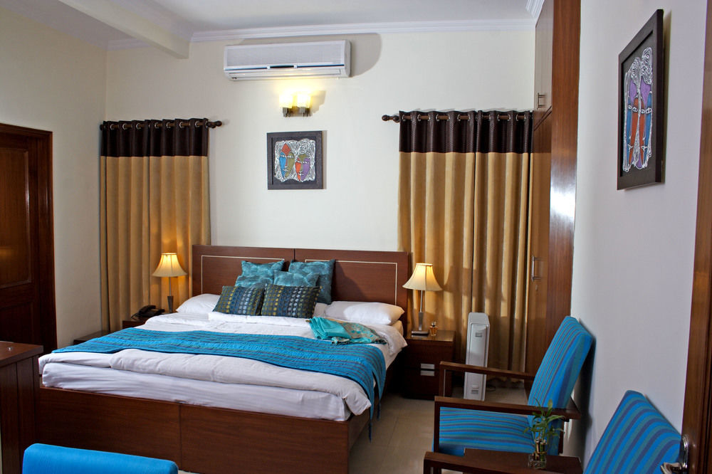 Hotel Ahuja Residency Golf Links Nuova Delhi Esterno foto