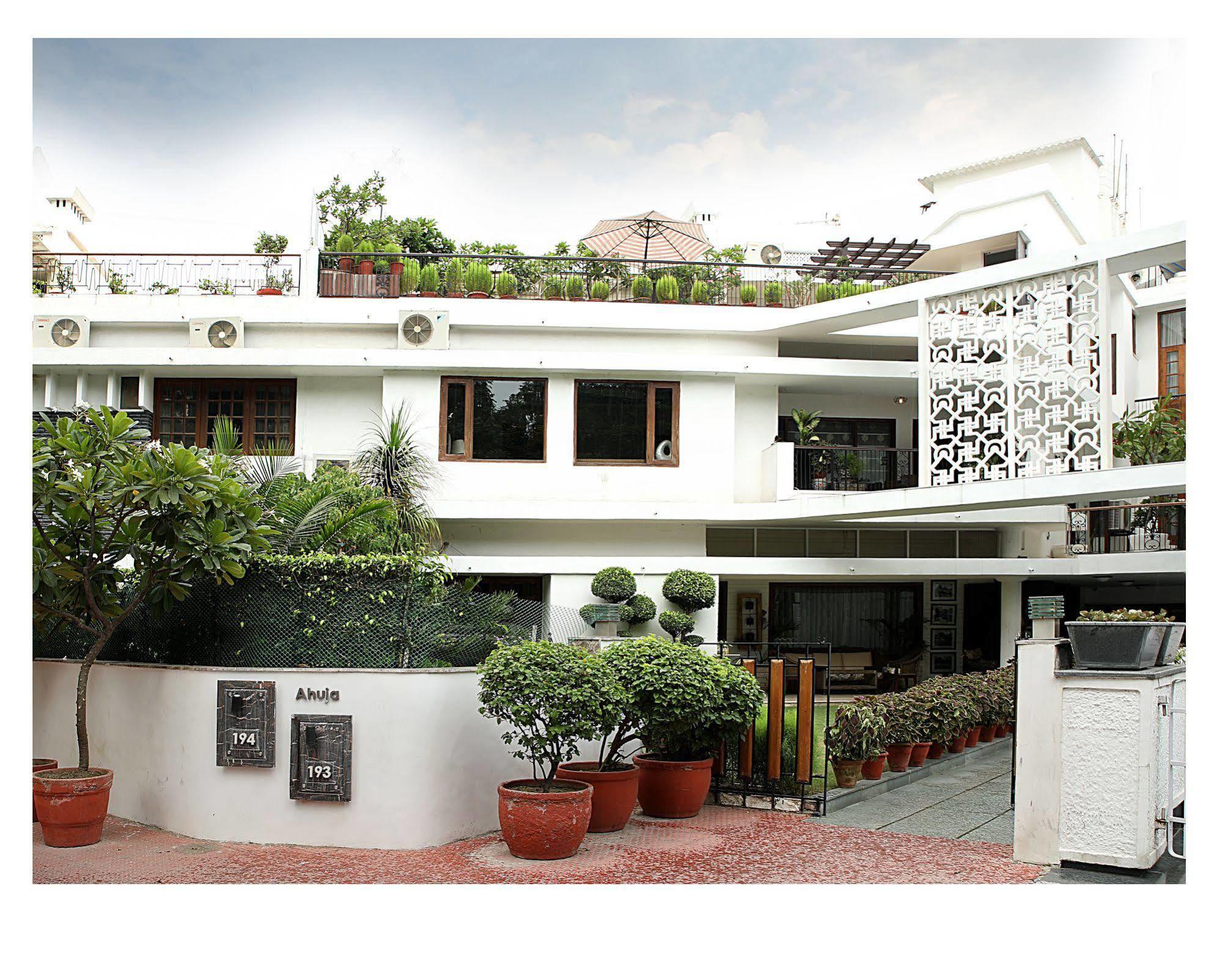Hotel Ahuja Residency Golf Links Nuova Delhi Esterno foto