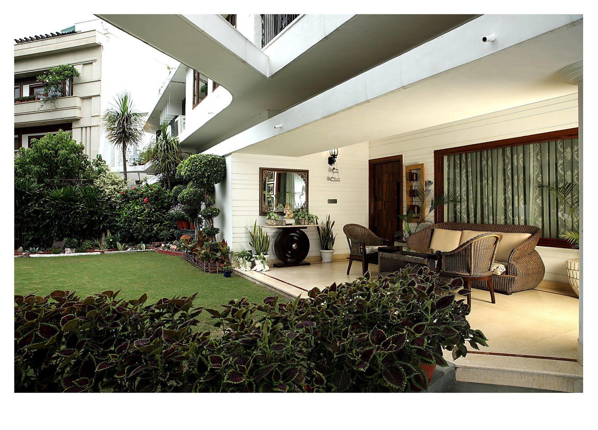 Hotel Ahuja Residency Golf Links Nuova Delhi Esterno foto
