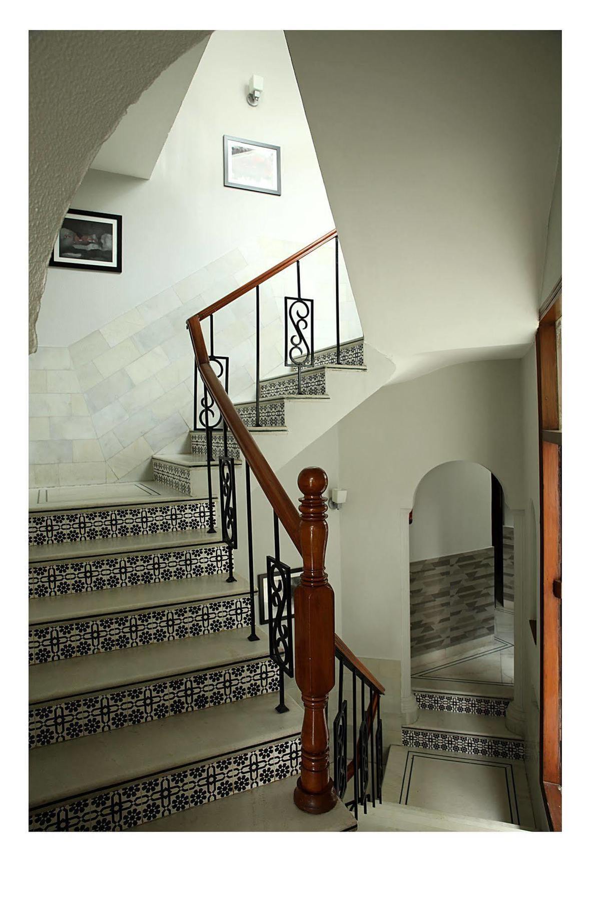 Hotel Ahuja Residency Golf Links Nuova Delhi Esterno foto