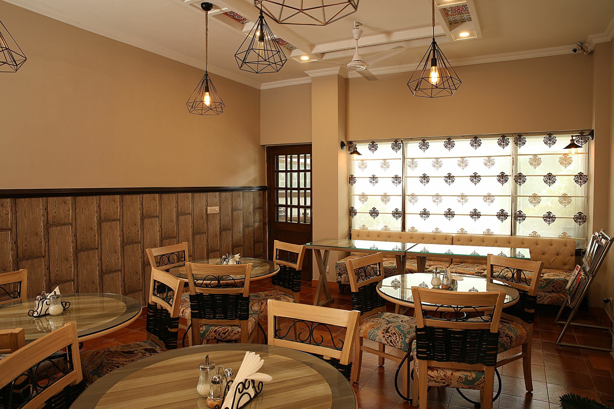 Hotel Ahuja Residency Golf Links Nuova Delhi Esterno foto