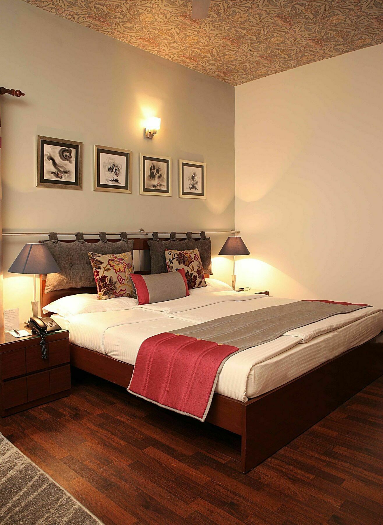 Hotel Ahuja Residency Golf Links Nuova Delhi Esterno foto