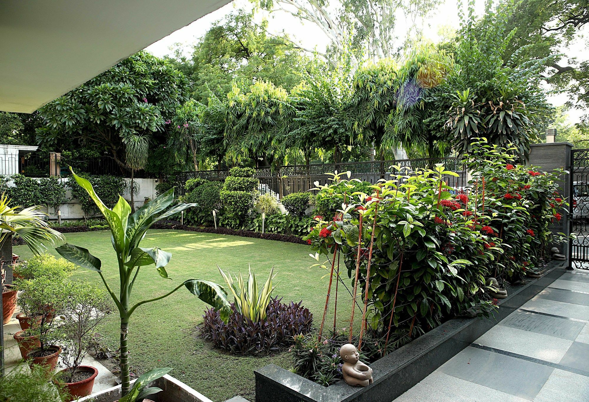 Hotel Ahuja Residency Golf Links Nuova Delhi Esterno foto